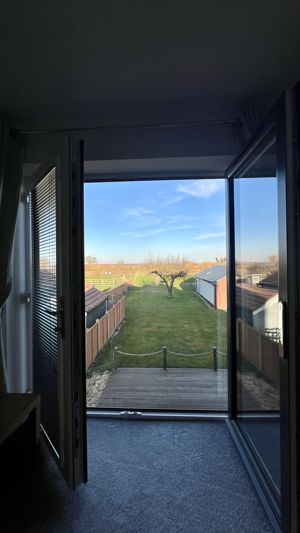 Photo 22- click for photo gallery